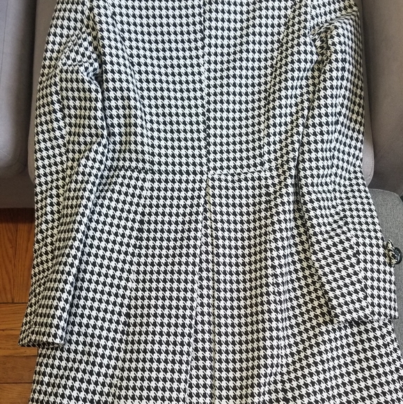Designer Houndstooth Coat - Picture 10 of 12